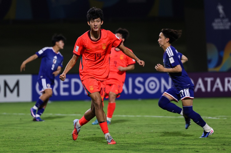 U17亚洲杯决赛:中国2-3日本,赵松源逼抢造点仍难救主